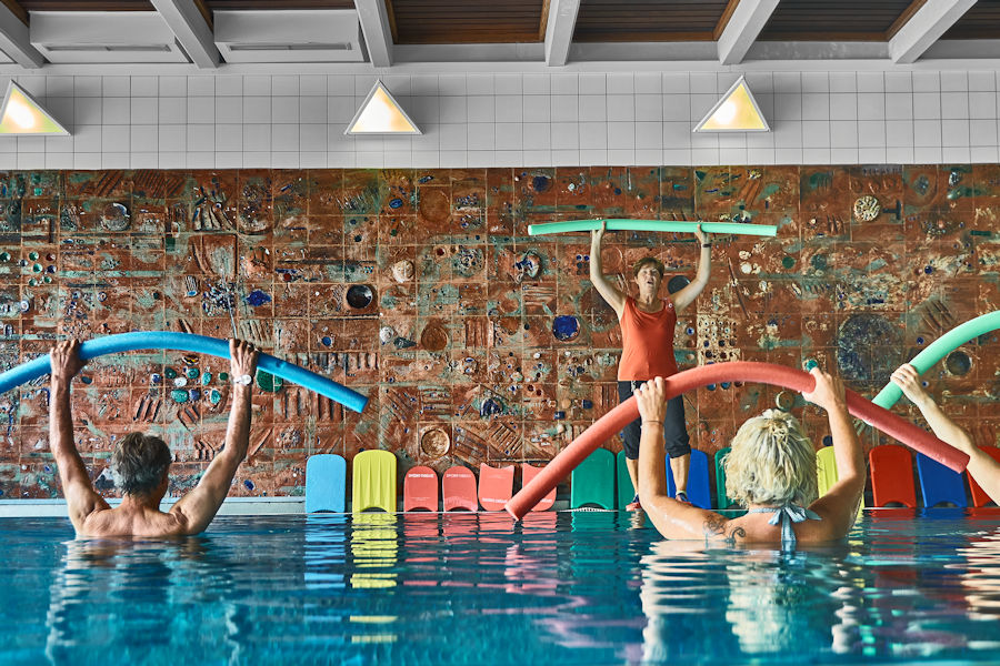 Sport im Schwimmbad  Sport im Schwimmbad